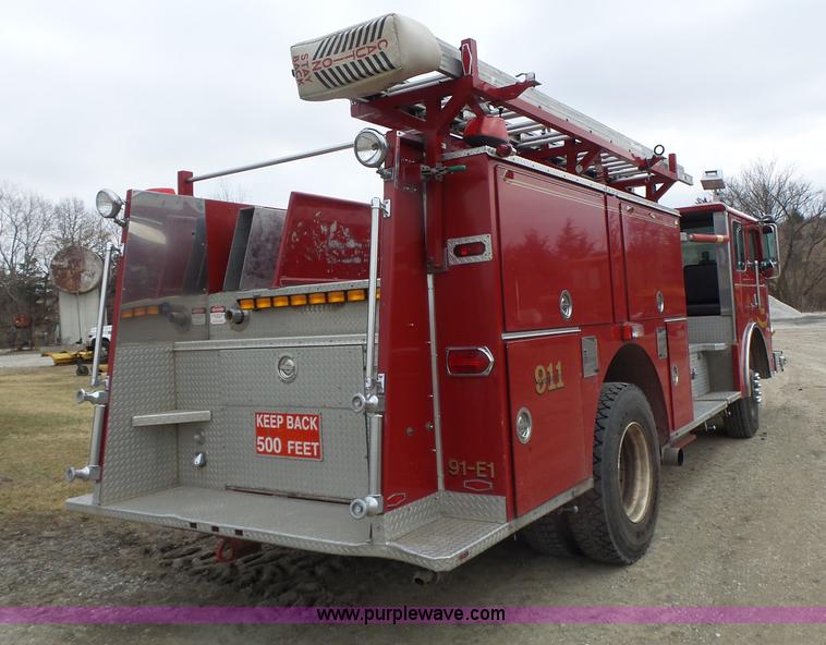 image for item L7130 1991 Pierce Crew Cab fire truck