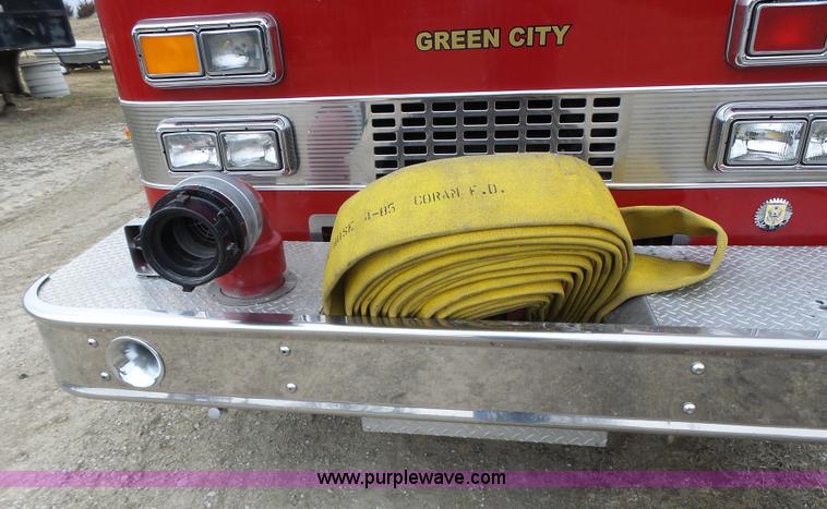 image for item L7130 1991 Pierce Crew Cab fire truck