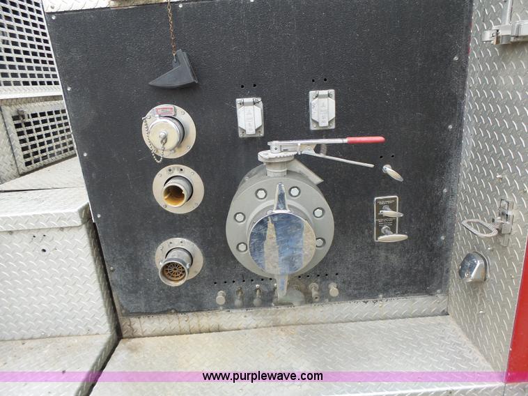 image for item L7130 1991 Pierce Crew Cab fire truck