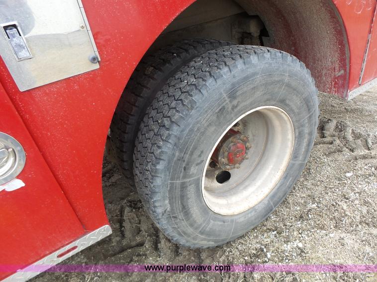 image for item L7130 1991 Pierce Crew Cab fire truck