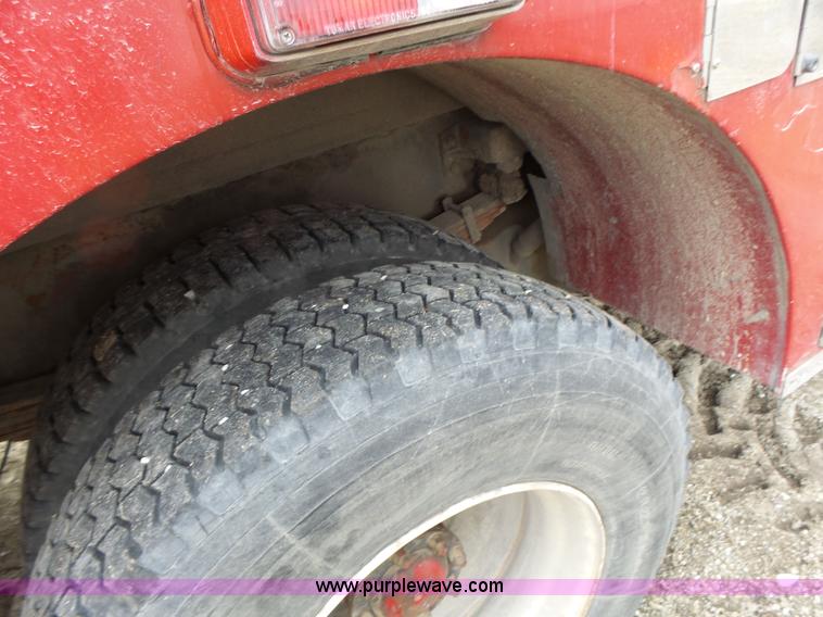 image for item L7130 1991 Pierce Crew Cab fire truck