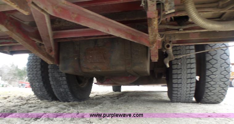 image for item L7130 1991 Pierce Crew Cab fire truck