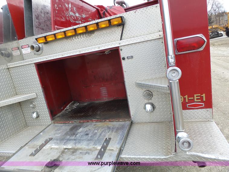 image for item L7130 1991 Pierce Crew Cab fire truck