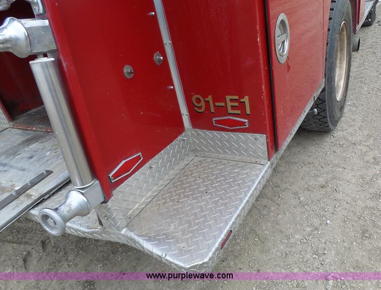 image for item L7130 1991 Pierce Crew Cab fire truck
