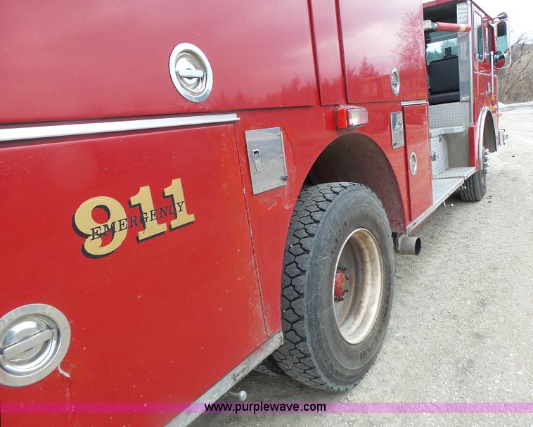image for item L7130 1991 Pierce Crew Cab fire truck