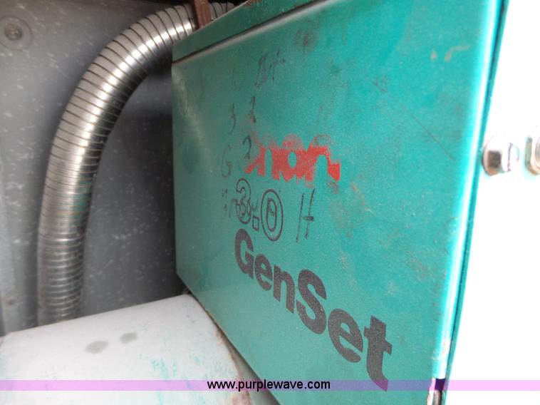 image for item L7130 1991 Pierce Crew Cab fire truck