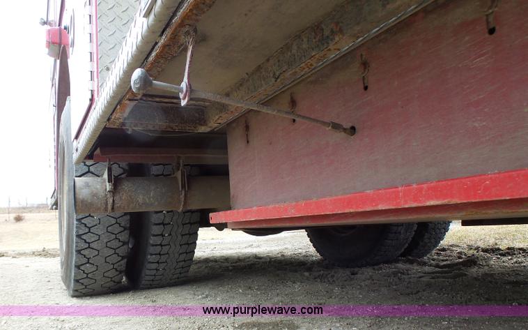 image for item L7130 1991 Pierce Crew Cab fire truck