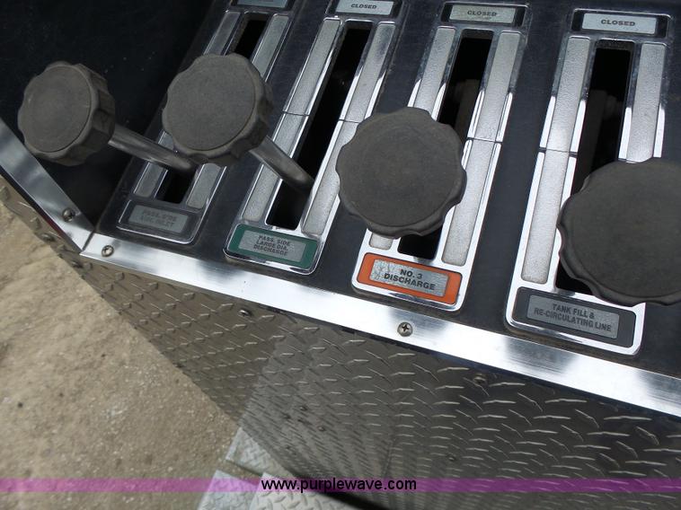 image for item L7130 1991 Pierce Crew Cab fire truck