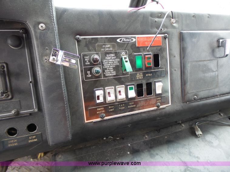 image for item L7130 1991 Pierce Crew Cab fire truck