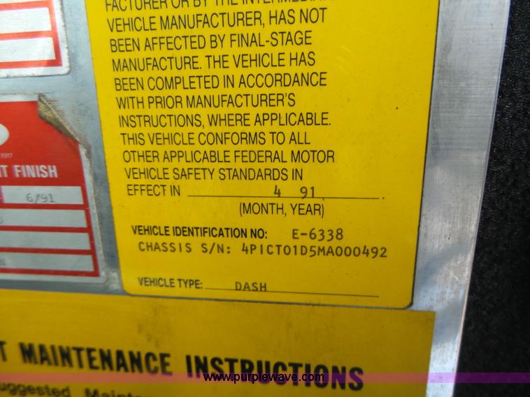 image for item L7130 1991 Pierce Crew Cab fire truck