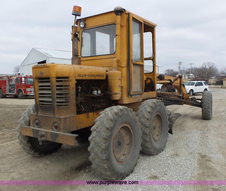 image for item L7131 1966 Allis Chalmers M100 motor grader