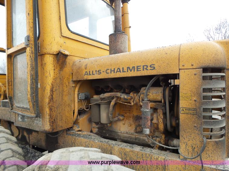 image for item L7131 1966 Allis Chalmers M100 motor grader
