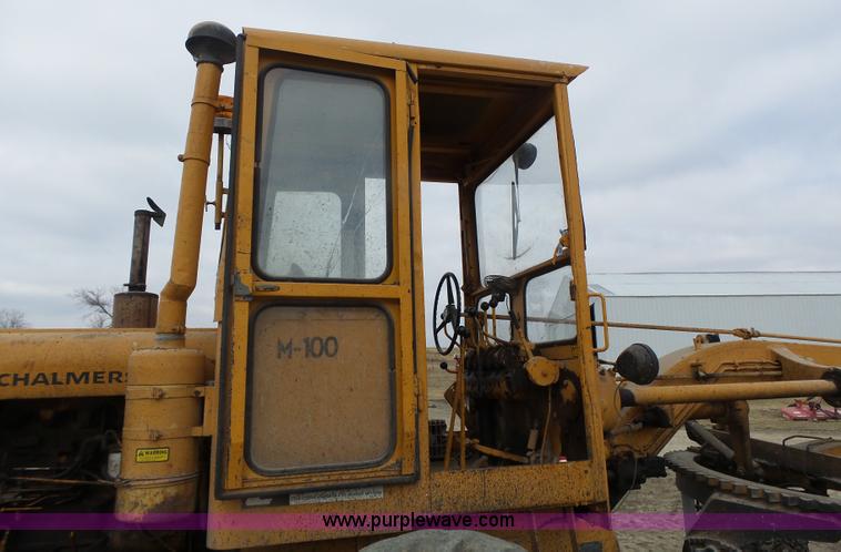 image for item L7131 1966 Allis Chalmers M100 motor grader