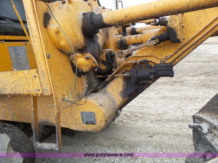 image for item L7131 1966 Allis Chalmers M100 motor grader