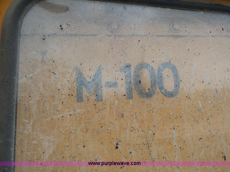 image for item L7131 1966 Allis Chalmers M100 motor grader