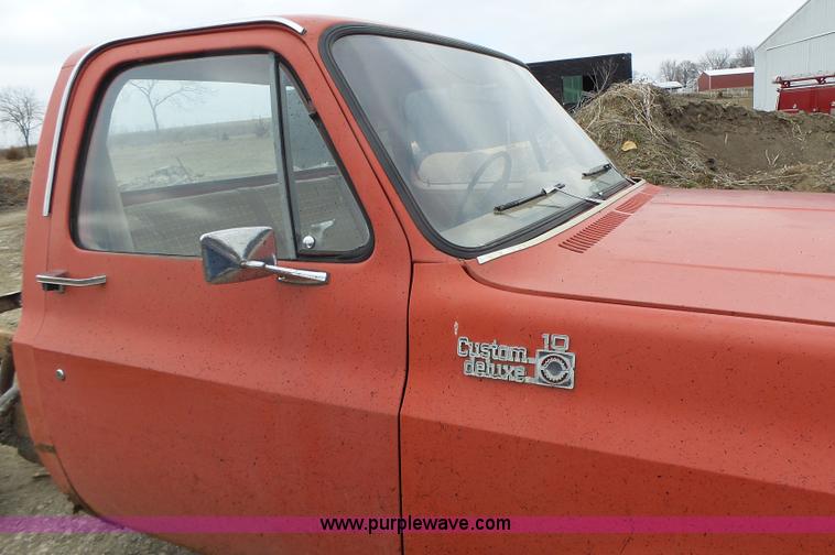 image for item L7132 1980 Chevrolet pickup truck cab and chassis