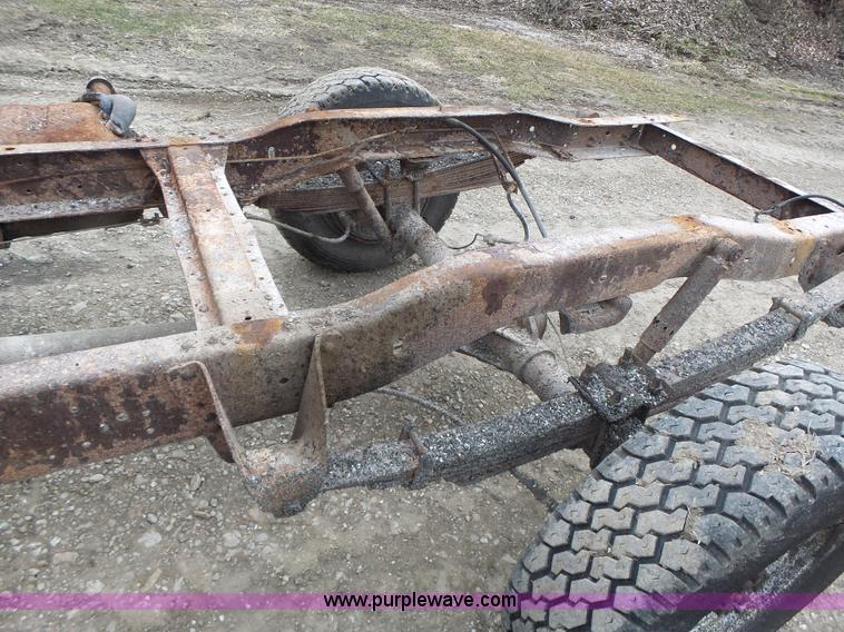 image for item L7132 1980 Chevrolet pickup truck cab and chassis