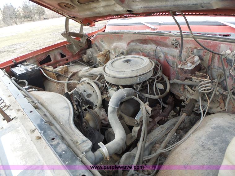 image for item L7132 1980 Chevrolet pickup truck cab and chassis