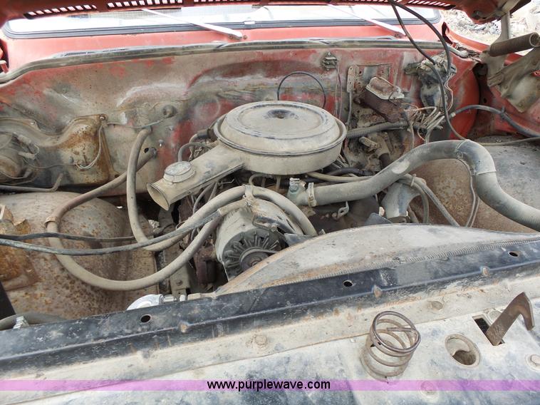 image for item L7132 1980 Chevrolet pickup truck cab and chassis