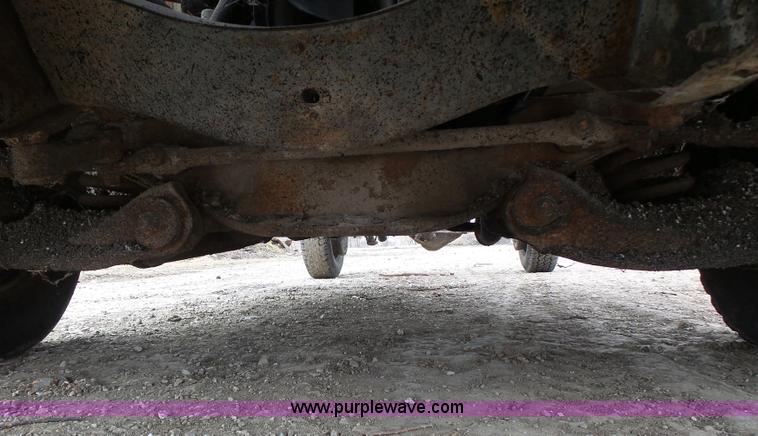 image for item L7132 1980 Chevrolet pickup truck cab and chassis