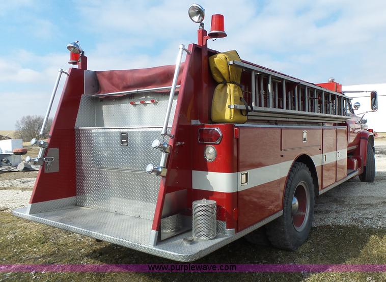image for item L7133 1975 Chevrolet C65 fire truck