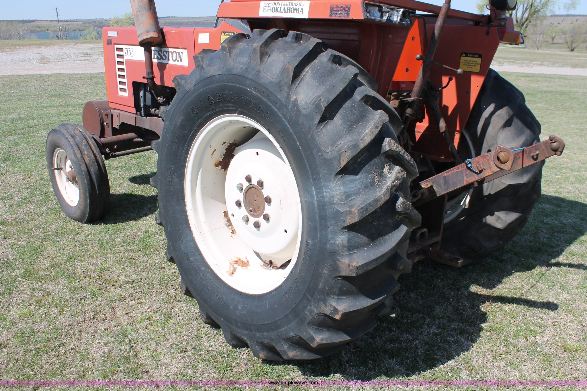 Fiat Hesston 566 tractor in Verden, OK Item AQ9710 sold Purple Wave