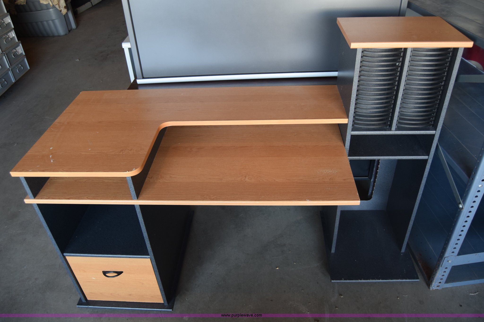 Assorted office furniture in Hutchinson, KS Item BX9901 sold Purple