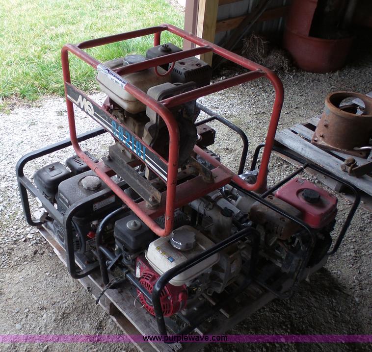 image for item AO9858 (5) supply pumps