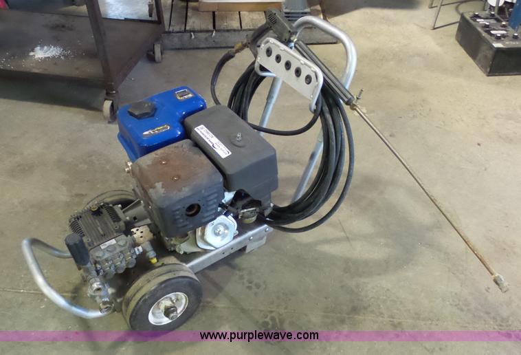 image for item AO9862 Pressure washer