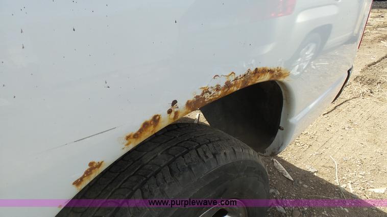 image for item AO9885 2004 Dodge Ram 1500 pickup truck