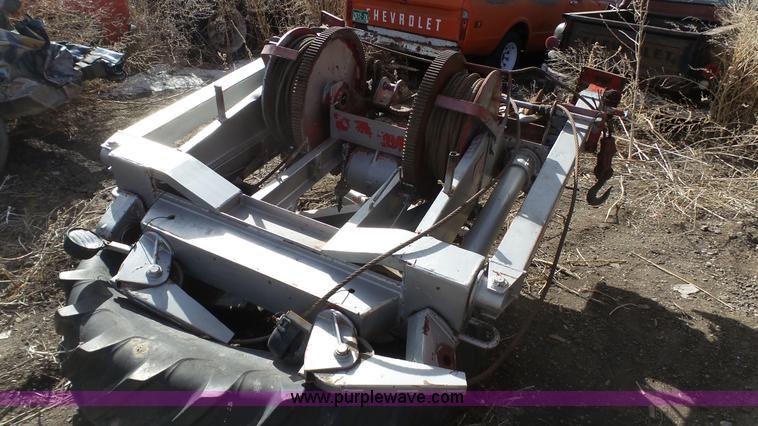 image for item AO9886 Holmes 750 wrecker winch