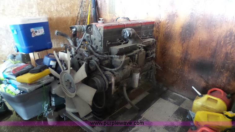 image for item AO9887 Cummins N14 six cylinder diesel engine