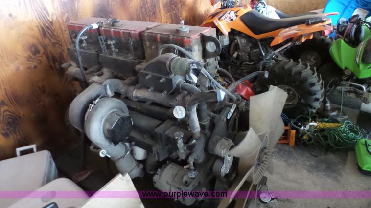 image for item AO9887 Cummins N14 six cylinder diesel engine