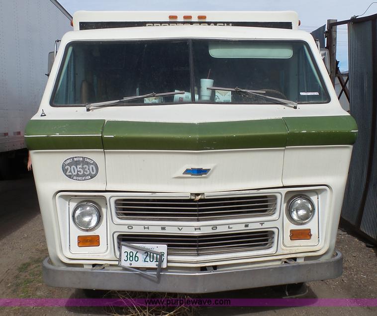 image for item AO9888 1972 Chevrolet Sportscoach RV