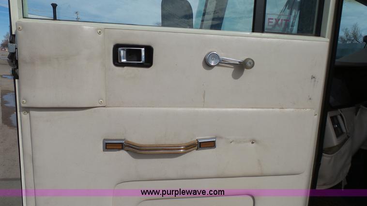 image for item AO9889 1997 Chevrolet Allegro Star RV