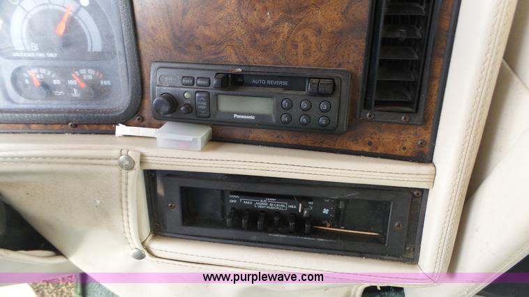 image for item AO9889 1997 Chevrolet Allegro Star RV