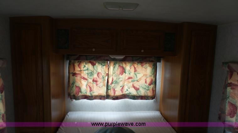 image for item AO9889 1997 Chevrolet Allegro Star RV