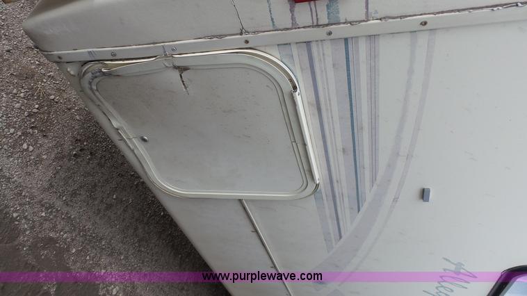 image for item AO9889 1997 Chevrolet Allegro Star RV