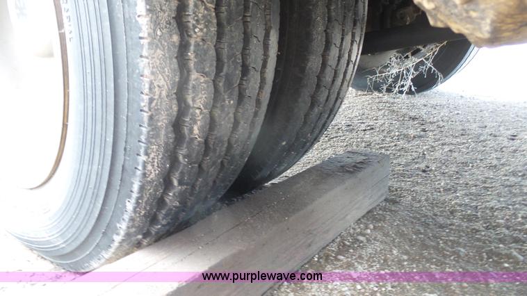 image for item AO9889 1997 Chevrolet Allegro Star RV