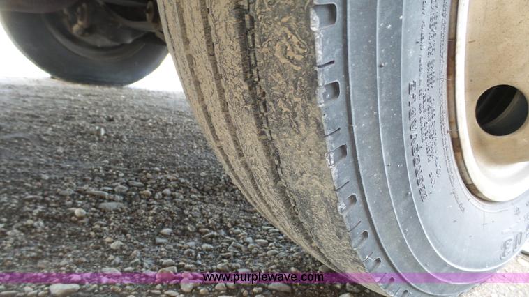 image for item AO9889 1997 Chevrolet Allegro Star RV