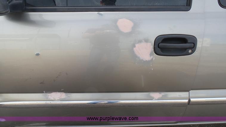 image for item AO9890 2001 GMC Sierra 1500 Ext. Cab pickup truck