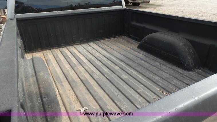 image for item AO9890 2001 GMC Sierra 1500 Ext. Cab pickup truck