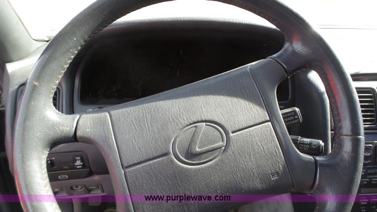 image for item AO9897 1990 Lexus LS 400