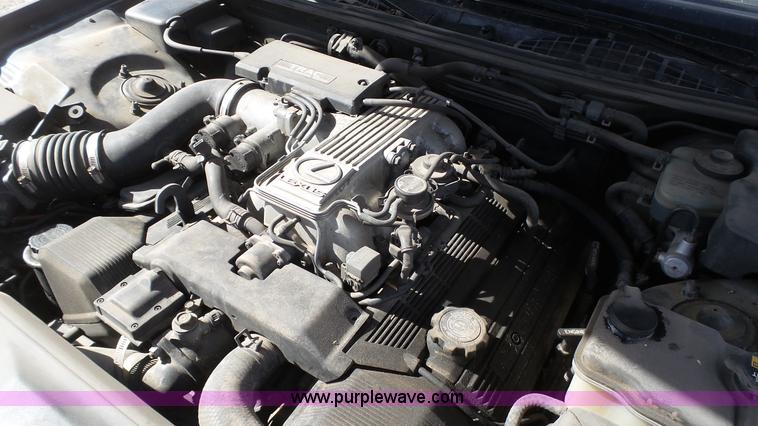 image for item AO9897 1990 Lexus LS 400