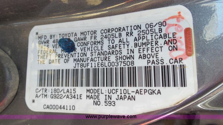 image for item AO9897 1990 Lexus LS 400