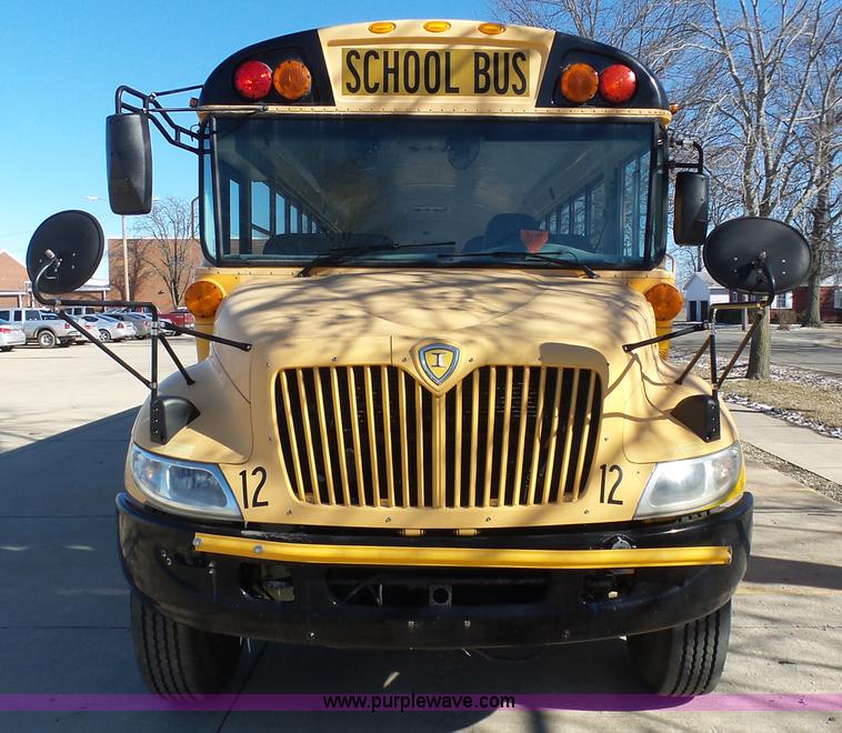 image for item AX9216 2008 International CE300 school bus