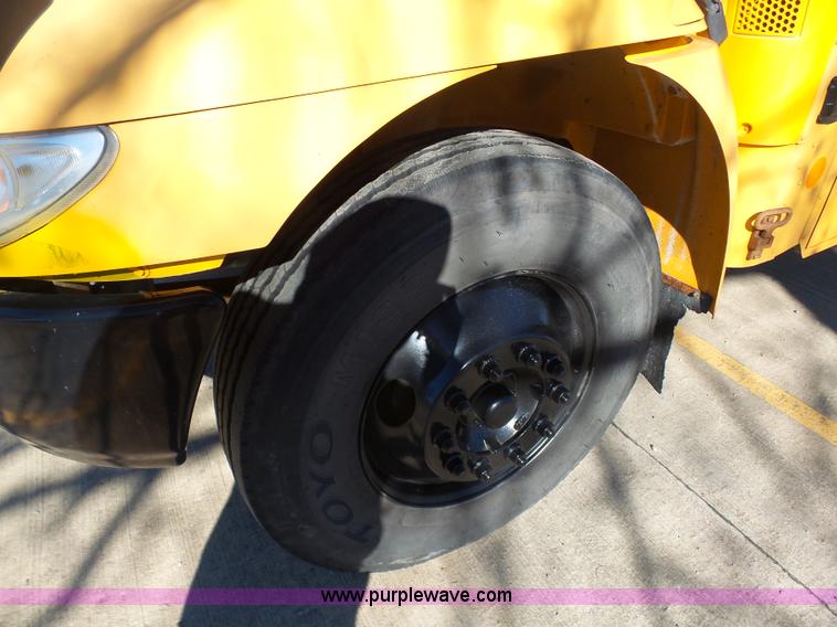 image for item AX9216 2008 International CE300 school bus