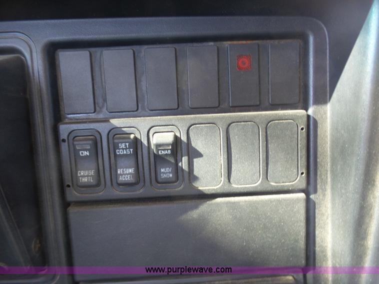 image for item AX9216 2008 International CE300 school bus