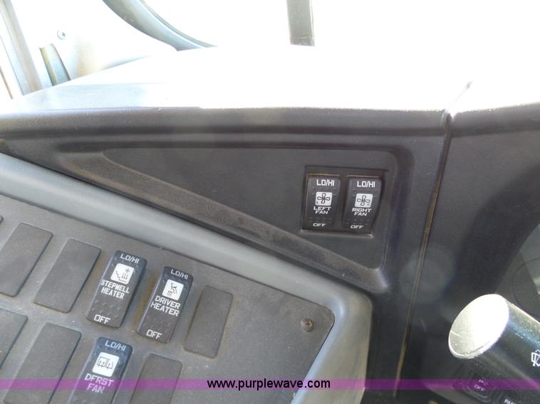 image for item AX9216 2008 International CE300 school bus