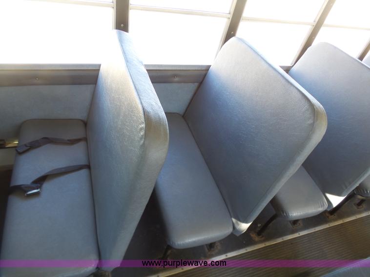 image for item AX9216 2008 International CE300 school bus